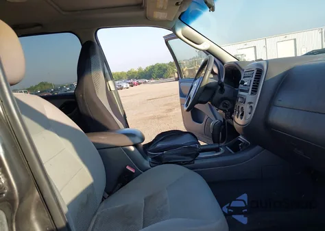 2006 Ford Escape Xlt/Xlt Sport from USA, damaged, VIN 1FMYU93146KC43979